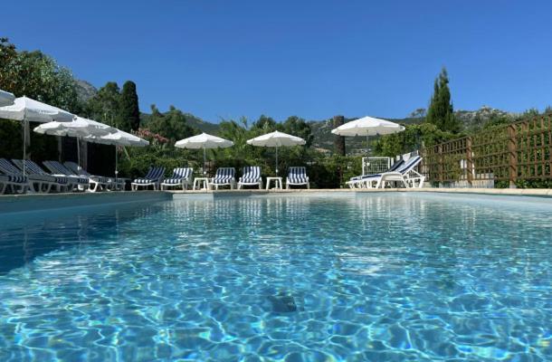 Le Rateau Bavoir Calvi  Exterior foto